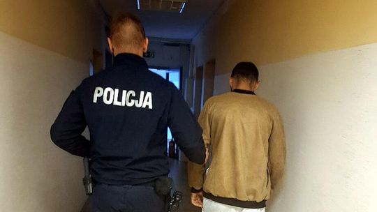 Pruszcz Gdański: 28-latek uciekał przed policją i prawie potrącił funkcjonariusza