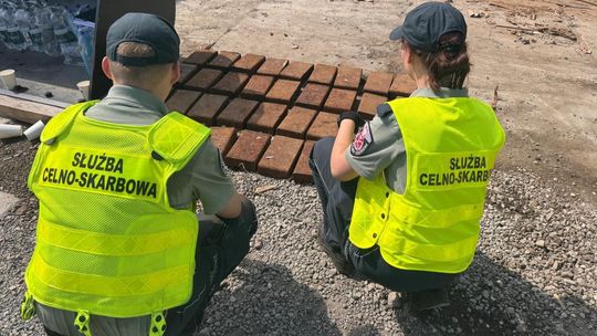 Kokaina warta ponad 19 mln zł w kontenerach ze złomem