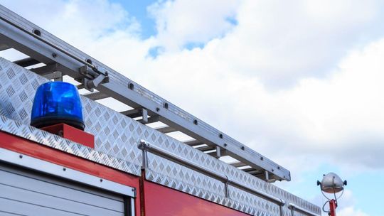 wóz strażacki, straż pożarna, zdjęcie ilustracyjne