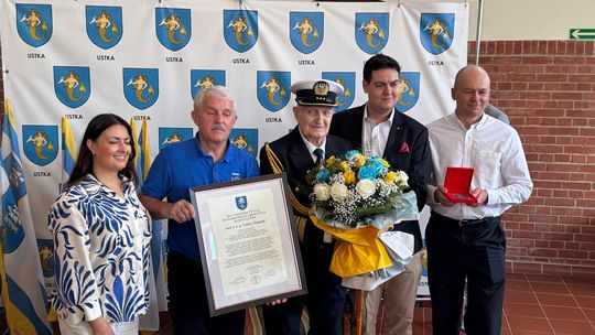 Komandor Tadeusz Konopacki został Honorowym Obywatelem Miasta Ustka