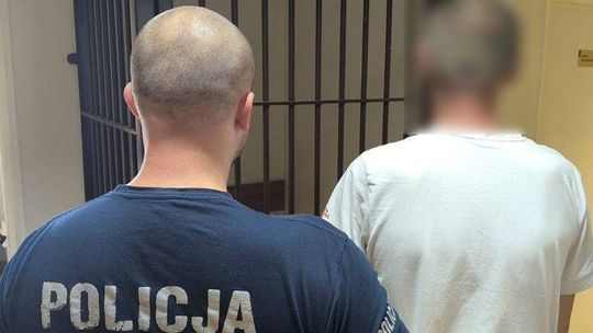 Kosztowny papieros. W Pelplinie od niedopałka spłonął kompleks handlowy. Straty to dwa miliony zł zatrzymany