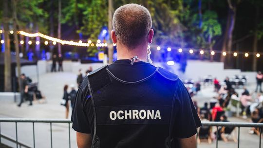 Krewcy ochroniarze przed sądem. W pięciu wymierzyli „sprawiedliwość”