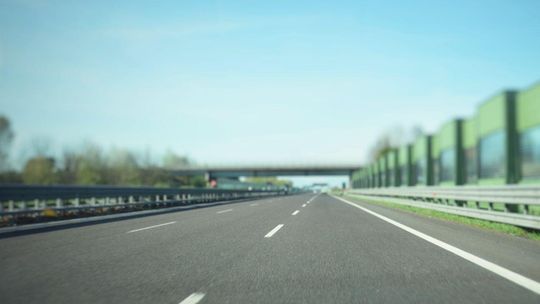 Kto pracuje nad Via Pomeranią? Piotr Müller alarmuje, MON odpowiada droga, zdjęcie ilustracyjne