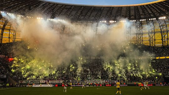 Lechia Gdańsk odwołała się do Sądu Najwyższego w sprawie kary -5 punktów Lechia Gdańsk, kibice, Polsat Plus Arena Gdańsk, zdjęcie ilustracyjne