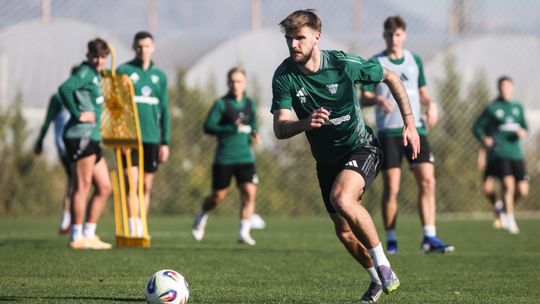 Lechia Gdańsk i Arka Gdynia trenują w Turcji. Wygrane sparingi trójmiejskich klubów