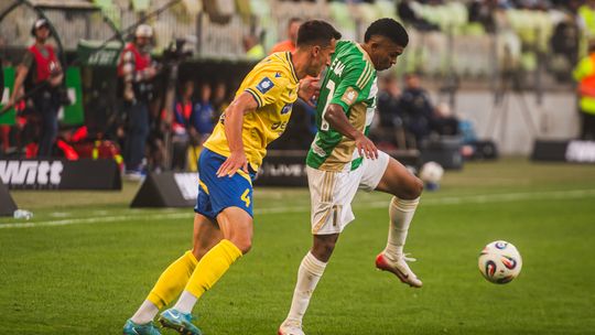 Lechia i Arka znów zagrają w I lidze. Tak wygląda ich historia na zapleczu ekstraklasy