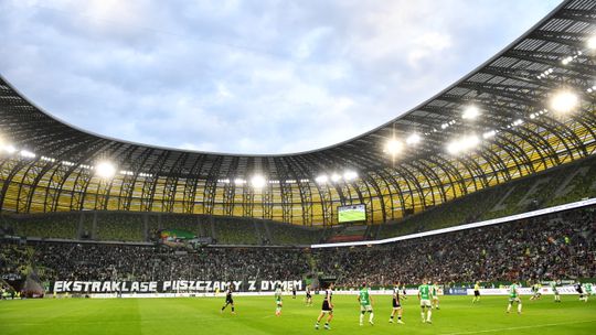 Lechia ma tylko 11 zawodników. I nikogo więcej. Ale odchodzą nie tylko piłkarze