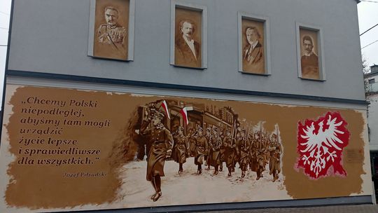 Marszałek Piłsudski i ojcowie niepodległości na muralu w Tczewie