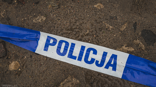 Makabryczna zbrodnia na Pomorzu! Zwłoki znaleźli w worku, syn z zarzutami