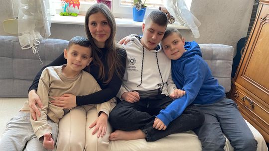 Marianna i jej dzieci. Uciekli z linii frontu, stanęli przed murem polskiego prawa Marianna i jej dzieci. Uciekli z linii frontu, stanęli przed murem polskiego prawa