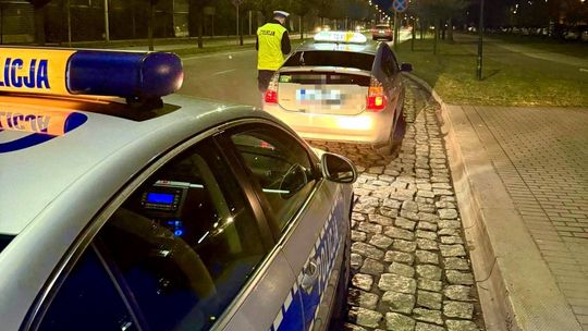 Masowe kontrole „przewozów na aplikację” na Pomorzu. Policja sprawdziła 600 aut kontrola „przewozów na aplikację”
