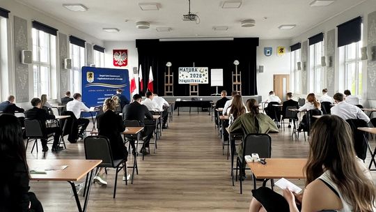 Matura 2026 wystartowała! Jakie były tematy na egzaminie z polskiego?