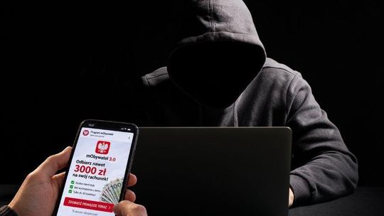 „mObywatel 3.0” to oszustwo! Ministerstwo Cyfryzacji ostrzega