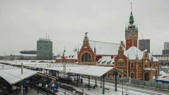 Mrozy nie odpuszczają. Dworce kolejowe w Polsce czynne przez całą dobę