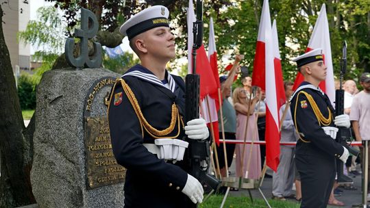 82. rocznica Powstania Warszawskiego. Mieszkańcy Pomorza oddali hołd powstańcom