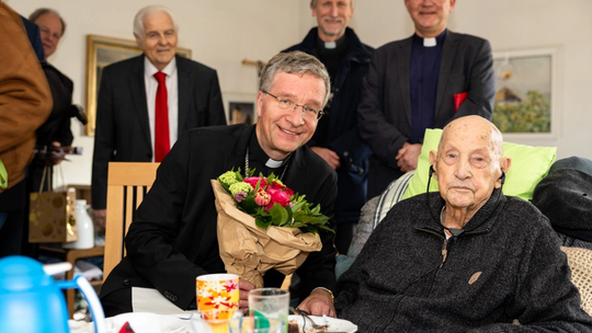Najstarszy ksiądz na świecie pochodzi z okolic Pucka. Niedawno skończył 110 lat