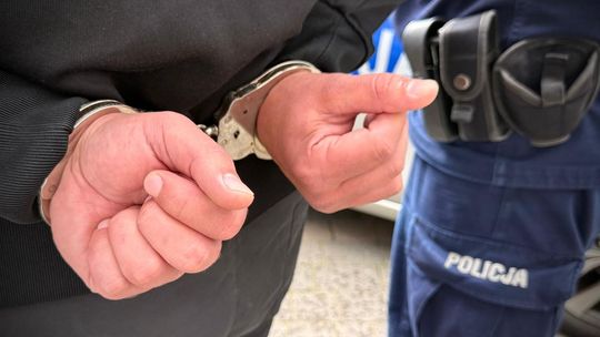 Gdańsk- Poszukiwany 27-latek miał w samochodzie i mieszkaniu blisko 7 kg narkotyków