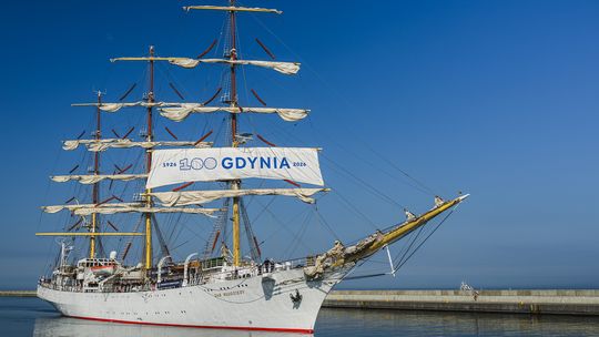 „Dar Młodzieży”