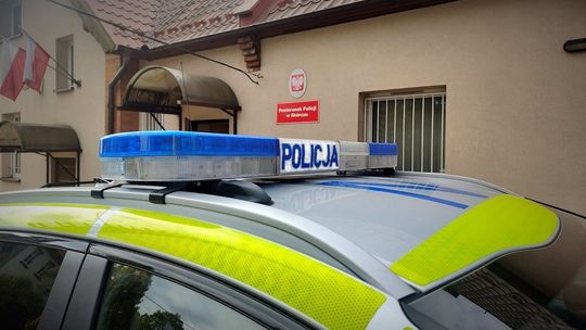 Nastolatkowie zrywali w Skórczu banery wyborcze kandydatki na prezydenta