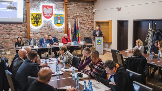 debata „Zawsze Pomorze” w Choczewie o budowie elektrowni jądrowej