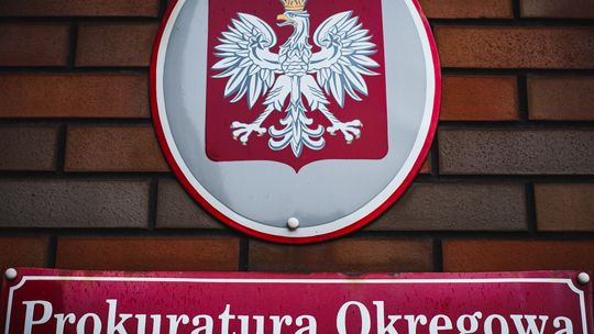 Nauczycielka z Kwidzyna weszła z nożem do sali z dziećmi. Prokuratura zleciła badania Prokuratura Okręgowa w Gdańsku, tablica