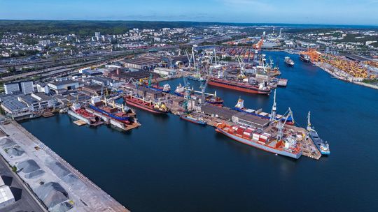 Stocznia Remontowa Nauta, Gdynia