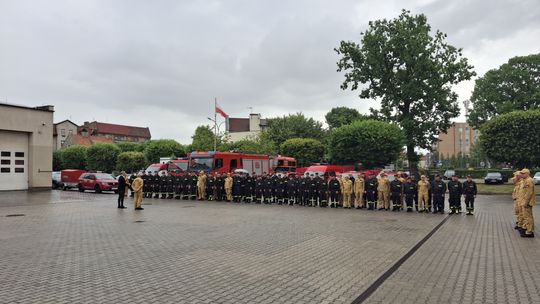 Nawałnice nadciągają nad Polskę. Strażacy z Pomorza ruszają do Sieradza na pomoc
