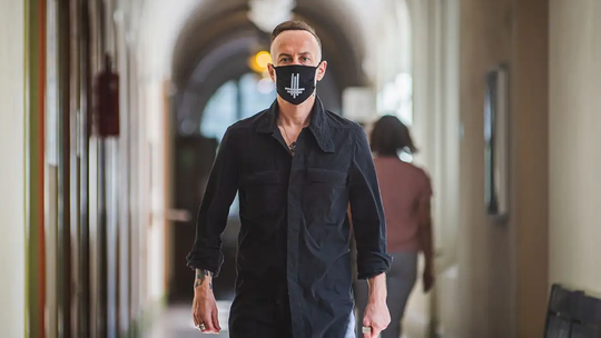 Nergal wchodzi do świata teatru. Gdański muzyk częścią adaptacji „Thorgala”