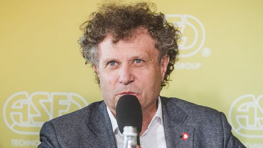 Nie róbmy z polskich wyborców ludzi, którzy są tylko pazerni na pieniądze. Wielu z nich patrzy na wartości