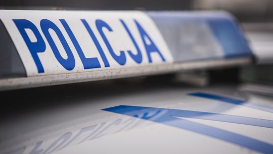Niebezpiecznie na pomorskich drogach! Groźne wypadki w Lęborku i Rudnikach policja, radiowóz, zdjęcie ilustracyjne