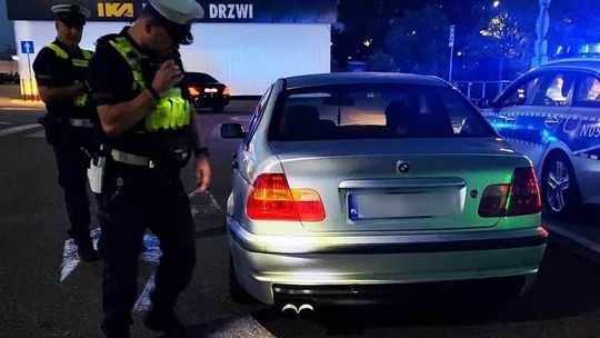 Nielegalne wyścigi pod lupą policji. Kolejna akcja przy Hali Olivia