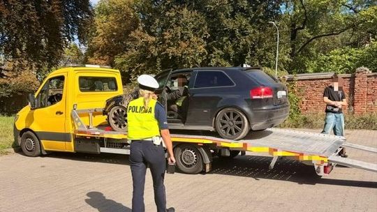 Niesprawne samochody i wysokie mandaty. Pojazdy skończyły na lawetach