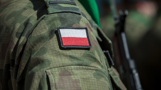 Niezidentyfikowany obiekt nad Polską. To rosyjska rakieta? "Usłyszeliśmy ogromny huk"