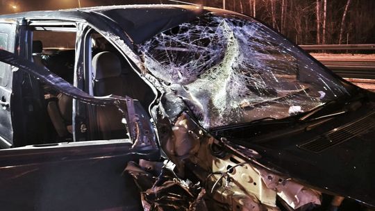 Nocny wypadek na Obwodnicy Trójmiasta! Jedna osoba trafiła do szpitala wypadek na Obwodnicy Trójmiasta, Gdańsk