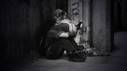 Nowa aplikacja w Gdańsku pomaga bezdomnym. Jedno kliknięcie może uratować życie