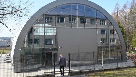 nowa hala sportowa przy ZKiWS, Kartuzy 2026