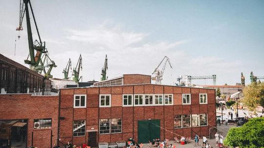 Nowe życie starej hali. Grid ArtHub w stoczniowej przestrzeni 31B już otwarty