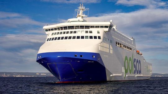 prom Jantar Unity na próbach morskich