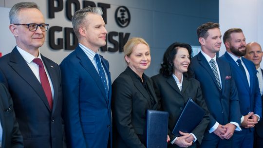podpisanie umowy na rozbudowę Naftoportu w Porcie Gdańsk