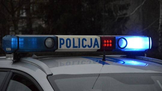 policja, radiowóz, zdjęcie ilustracyjne