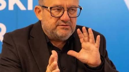 Od wojny po polityczny folklor. Kampania wyborcza już trwa, napędza ją dziś strach, afery i coraz większy chaos
