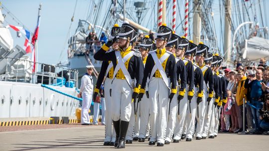 ORP Błyskawica rozpoczął 50. sezon. Zainteresowanych zaprasza na pokład