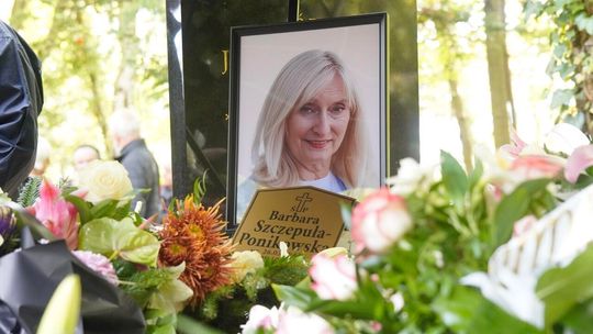 Ostatnie pożegnanie Barbary Szczepuły na cmentarzu komunalnym w Sopocie