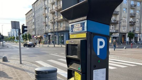 Parkomat pokazał „dzień bez opłat”, przyszła kara. Głośno o sprawie z Gdyni