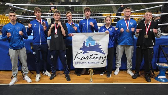 Kartuzy mają mistrza Polski! Patryk Klamrowski z Rebelii z medalem w Kickboxingu Low-kick juniorów