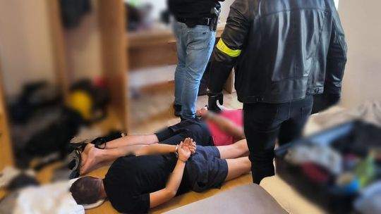 Napad na taksówkarza w Gdańsku. Przystawili mu lufę do głowy i kazali jechać