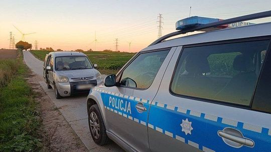 Pelplin: Jechała bez pasów, pijana i z dzieckiem bez fotelika