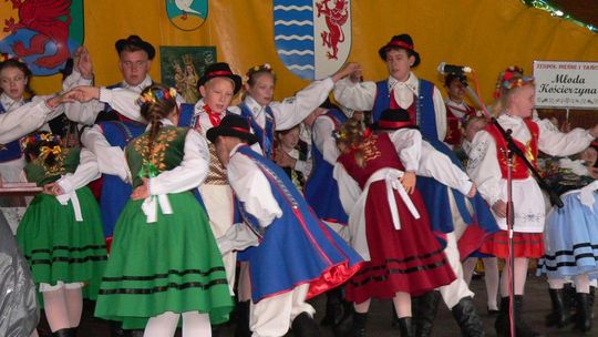 Piaseczno Folkor Festiwal. Zespoły z Kociewia i Polski Północnej zmierzą się na scenie