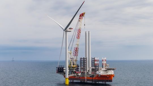 morska farma wiatrowa Baltic Power, pierwszy wiatrak