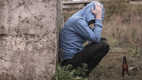 Pijany nastolatek znieważył policjantów, teraz odpowie przed sądem rodzinnym